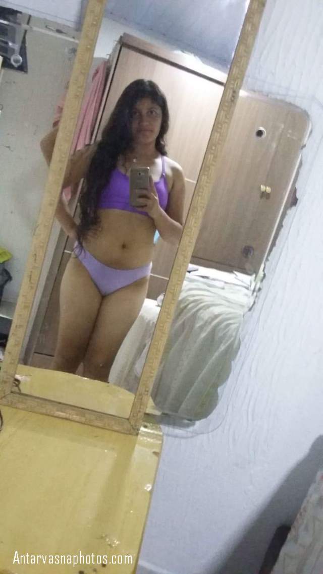 https://www.antarvasnaphotos2.com/wp-content/uploads/2020/10/bra-panty-me-desi-girl.jpg