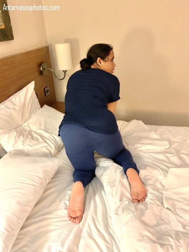 https://www.antarvasnaphotos2.com/wp-content/uploads/2020/10/devar-ne-li-bhabhi-ki-photo.jpg