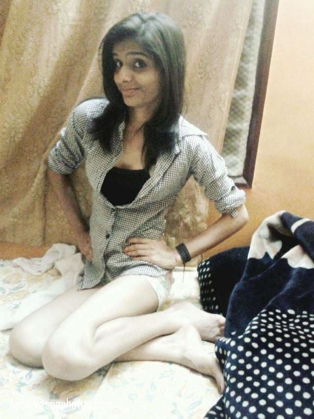 https://www.antarvasnaphotos2.com/wp-content/uploads/2020/10/nangi-babe-chudai-ko-ready.jpg