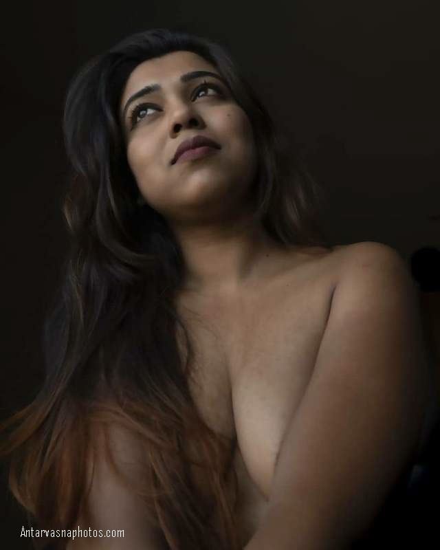 https://www.antarvasnaphotos2.com/wp-content/uploads/2020/10/nude-randi-ke-baal-hi-dress-hain.jpg