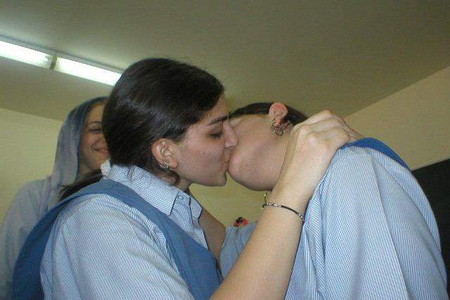 https://www.antarvasnaphotos2.com/wp-content/uploads/2020/11/Indian-Lesbians-Kiss-Enjoyment.jpg