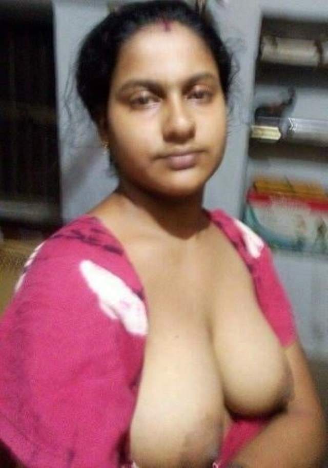 https://www.antarvasnaphotos2.com/wp-content/uploads/2020/11/big-boobs-bhabhi.jpg