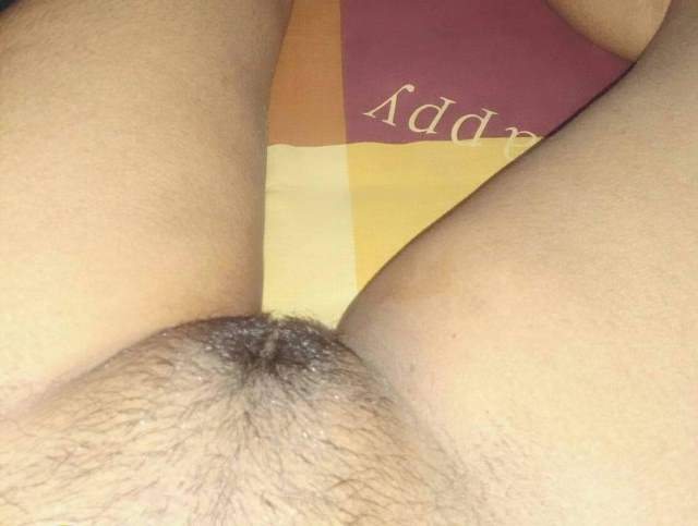 https://www.antarvasnaphotos2.com/wp-content/uploads/2020/11/desi-virgin-pussy-ki-hot-pic.jpeg