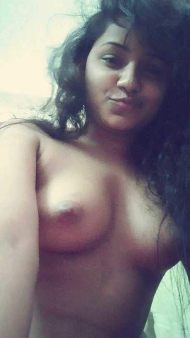 https://www.antarvasnaphotos2.com/wp-content/uploads/2020/11/girl-ki-mast-chuchi.jpg