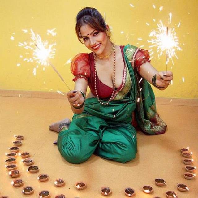 https://www.antarvasnaphotos2.com/wp-content/uploads/2020/11/happy-diwali.jpg