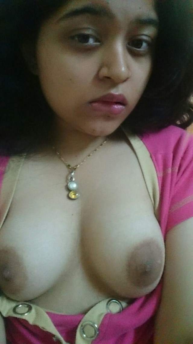 https://www.antarvasnaphotos2.com/wp-content/uploads/2020/11/indian-girl-ki-nude-boobs.jpg