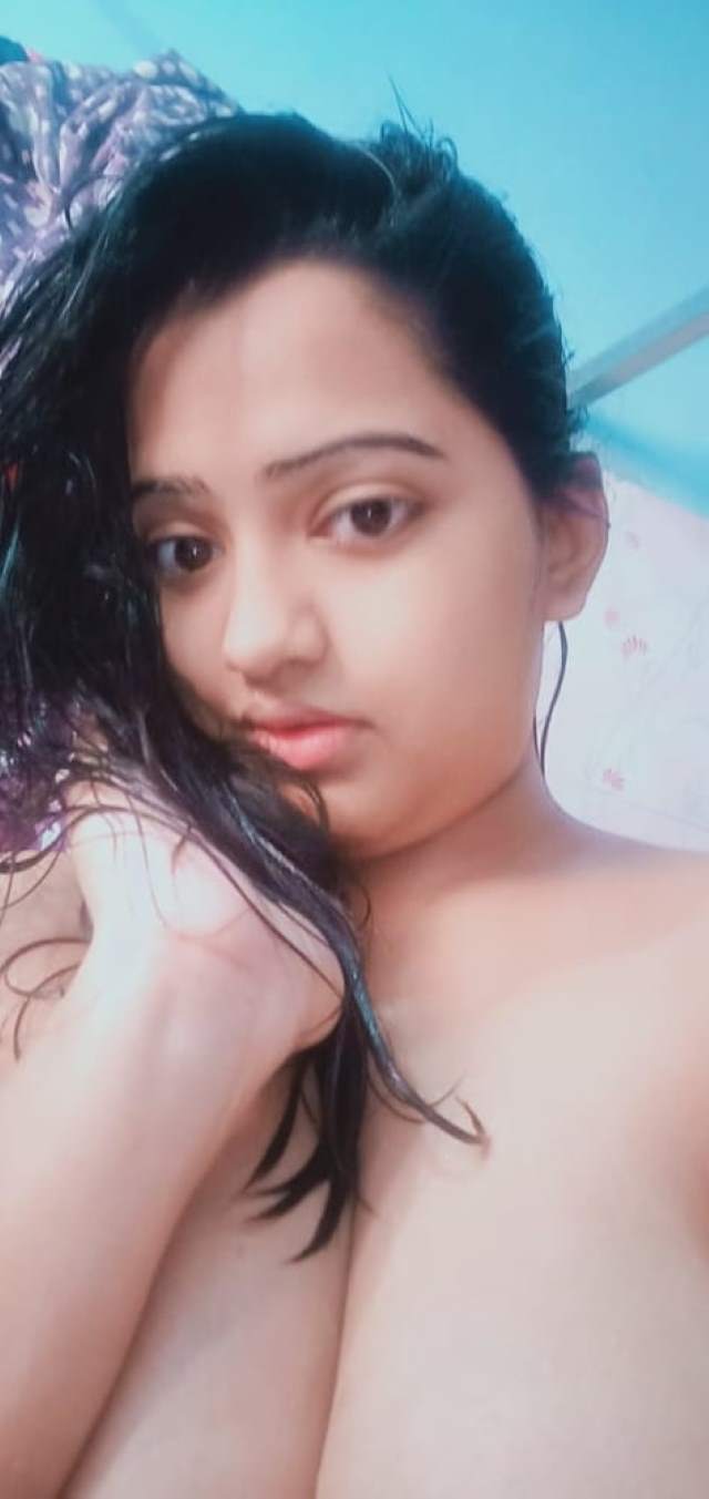 https://www.antarvasnaphotos2.com/wp-content/uploads/2020/11/lover-ko-masti-dene-ko-selfie.jpg