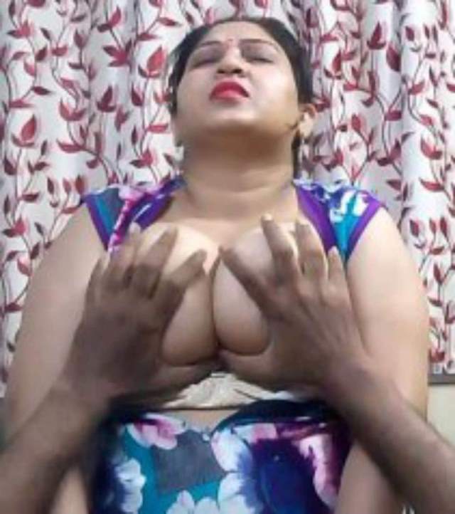 https://www.antarvasnaphotos2.com/wp-content/uploads/2020/12/30-punjabi-bhabhi-sex-photo.jpg