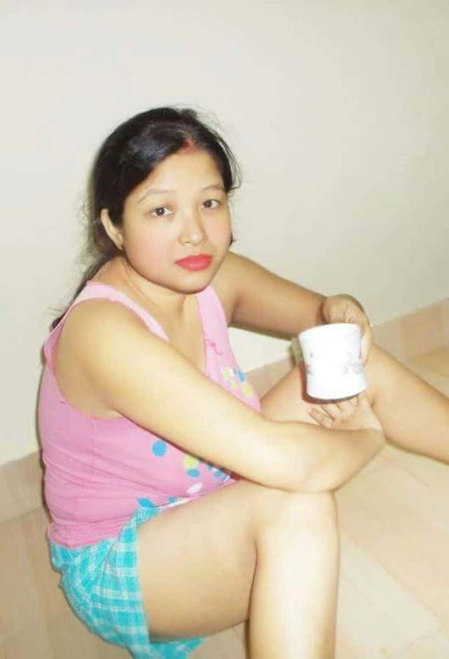 https://www.antarvasnaphotos2.com/wp-content/uploads/2020/12/after-desi-sex-photos-bhabhi-enjoying-a-cup-of-tea.jpg