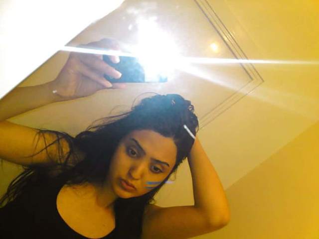 https://www.antarvasnaphotos2.com/wp-content/uploads/2020/12/hot-mood-me-apni-selfie-leti-bitch.jpg