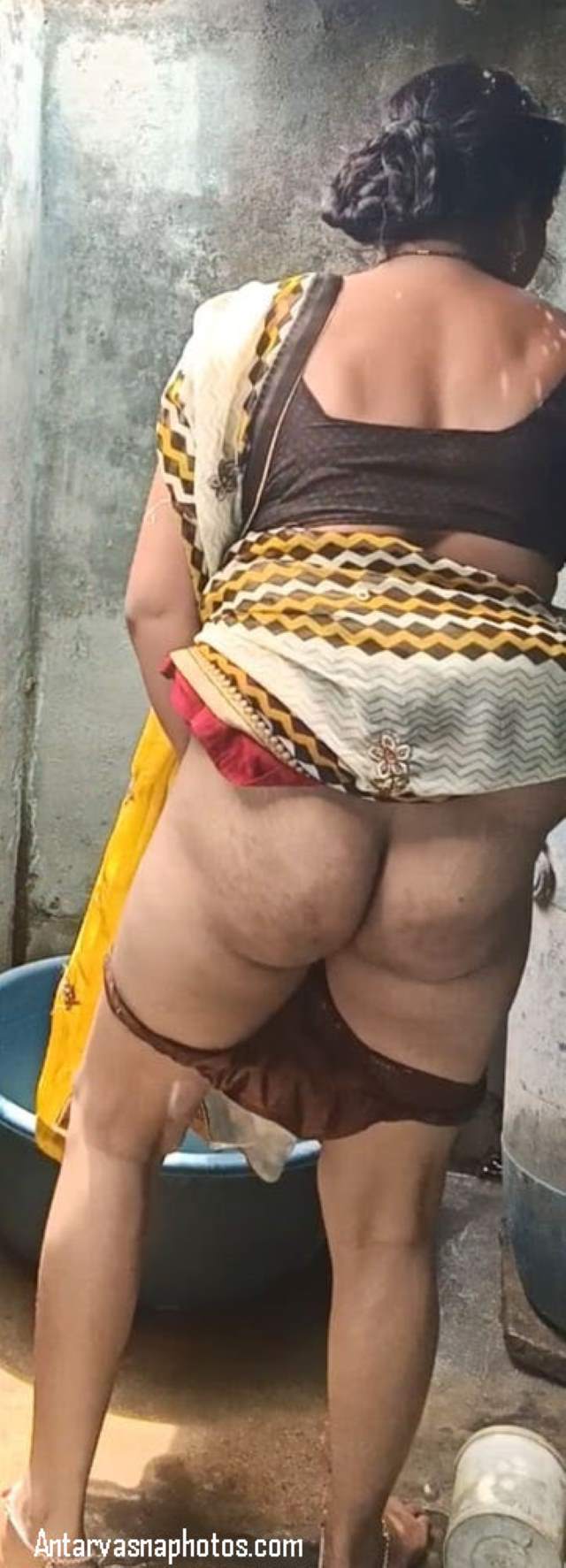 https://www.antarvasnaphotos2.com/wp-content/uploads/2020/12/meri-bhabhi-ki-desi-sexy-photos.jpg