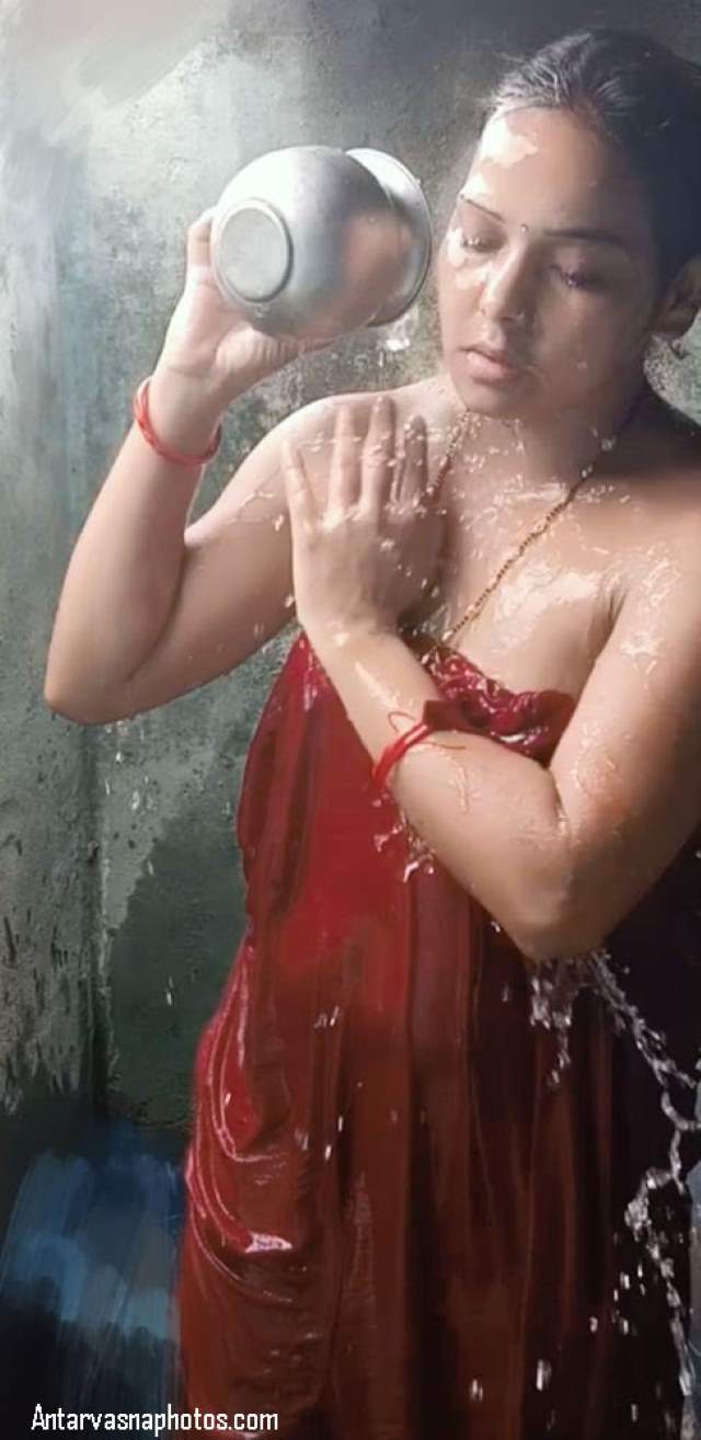 https://www.antarvasnaphotos2.com/wp-content/uploads/2020/12/nangi-bhabhi-ki-desi-sexy-photos.jpg