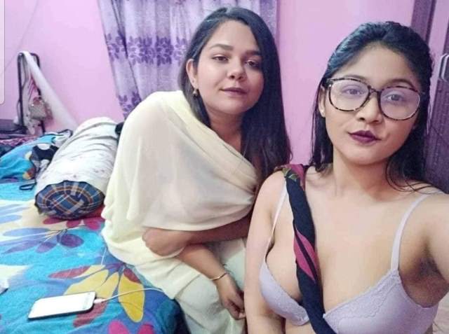 https://www.antarvasnaphotos2.com/wp-content/uploads/2020/12/two-nude-desi-girls-sexy-photos.jpg