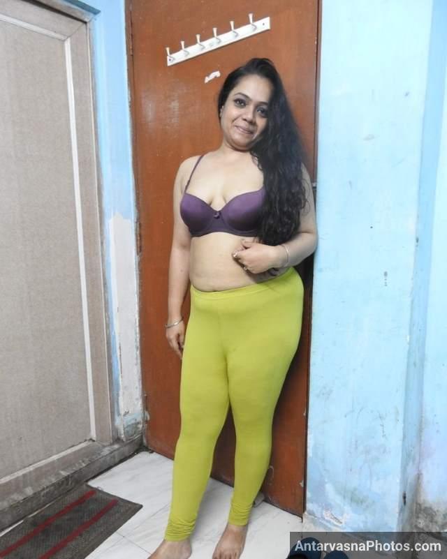 https://www.antarvasnaphotos2.com/wp-content/uploads/2021/01/Desi-Indian-Hot-Kahani-aunty-Nude-Sex-Pics-Images-Leaked.jpg