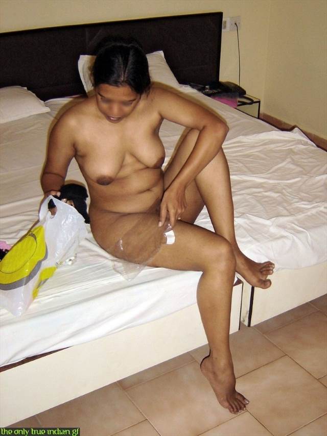 https://www.antarvasnaphotos2.com/wp-content/uploads/2021/01/nude-bhabhi-ke-boobs-pic.jpg