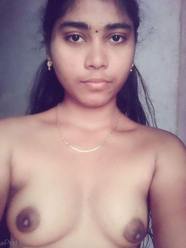 https://www.antarvasnaphotos2.com/wp-content/uploads/2021/01/nude-ho-apne-mumme-dikhati-hot-babe.jpg