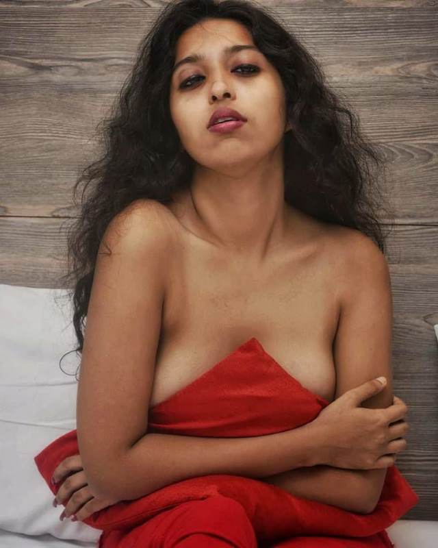 https://www.antarvasnaphotos2.com/wp-content/uploads/2021/01/sex-ke-baad-model-ki-bollywood-sex-photo.jpg