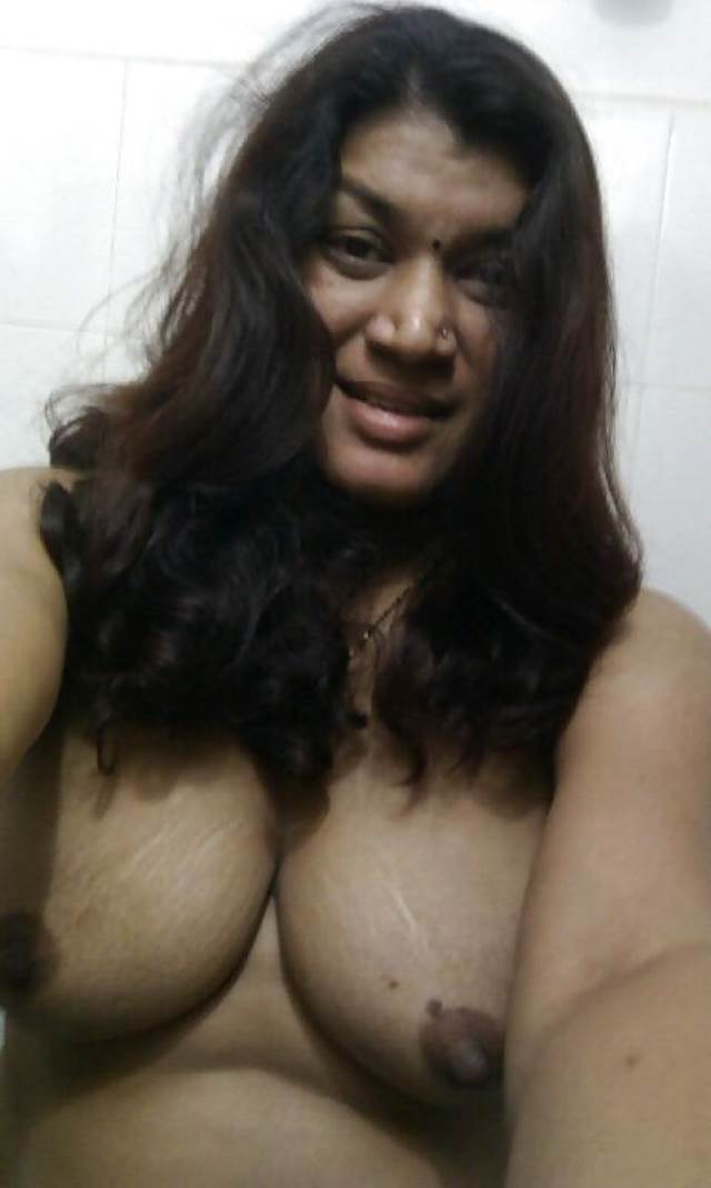 https://www.antarvasnaphotos2.com/wp-content/uploads/2021/02/Sexy-indian-girl-hot-nude-selfie-photos-Antarvasna-photos.jpg