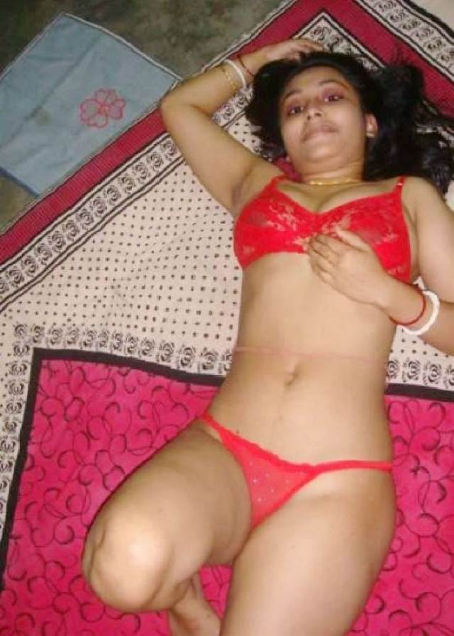 https://www.antarvasnaphotos2.com/wp-content/uploads/2021/02/Yummy-Tits-Naked-Bihari-Girls-Photos.jpg