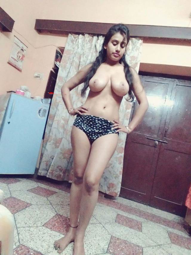 https://www.antarvasnaphotos2.com/wp-content/uploads/2021/02/real-juicy-indian-boobs-wali-girl-pic.jpg