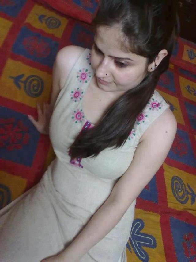 https://www.antarvasnaphotos2.com/wp-content/uploads/2021/02/xxx-gujarati-desi-girls-nude-images-naked-nangi-chudai-photos.jpg