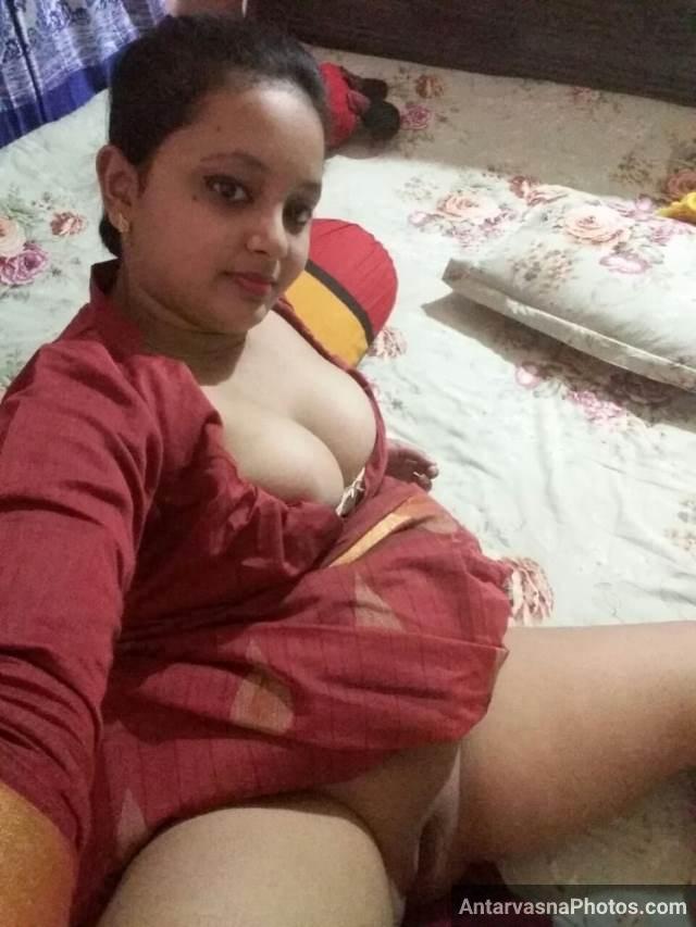 https://www.antarvasnaphotos2.com/wp-content/uploads/2021/03/aunty-ki-big-boobs-and-shaved-pussy-pic.jpg