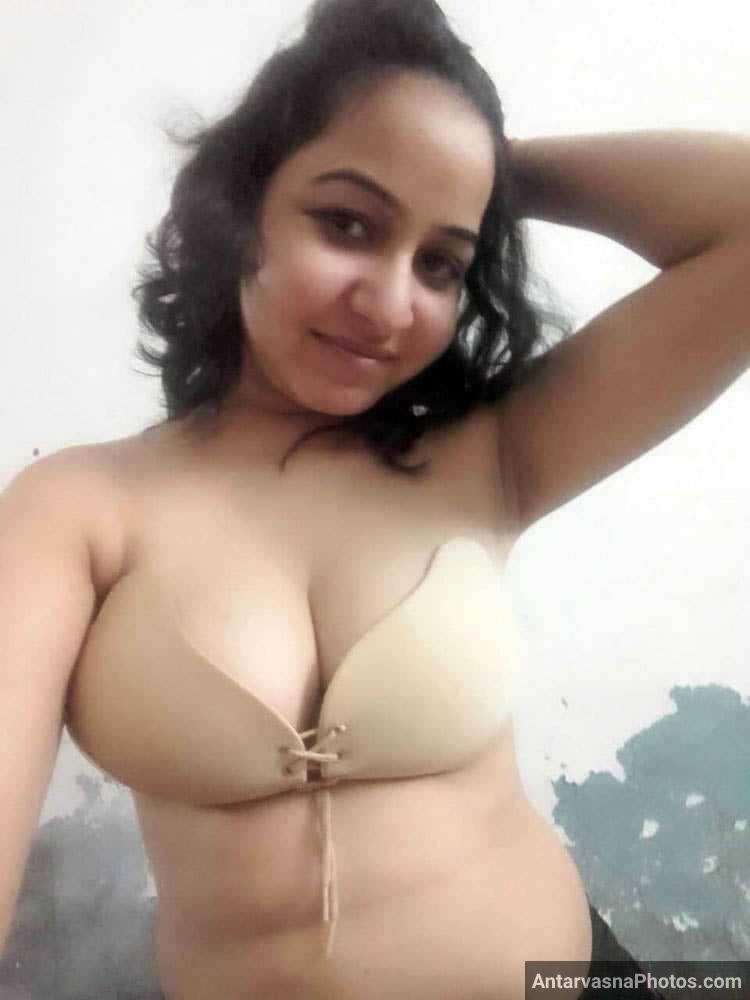 https://www.antarvasnaphotos2.com/wp-content/uploads/2021/06/chudasi-nidhi-bhabhi-boobs-image.jpg