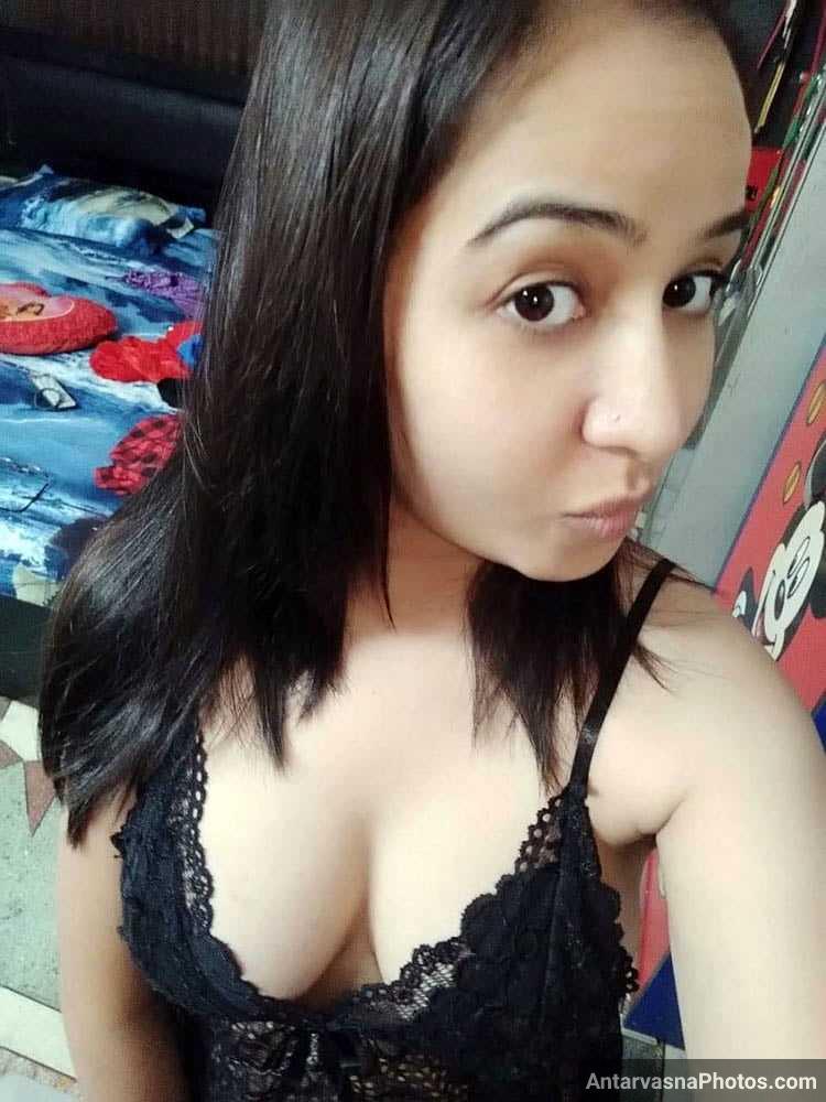 https://www.antarvasnaphotos2.com/wp-content/uploads/2021/06/nidhi-hot-kanpur-sexy-foto.jpg