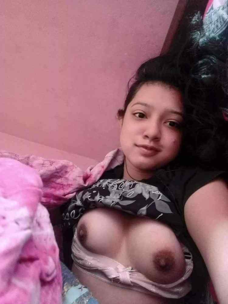 https://www.antarvasnaphotos2.com/wp-content/uploads/2021/07/best-indian-boobs-village-woman.jpg