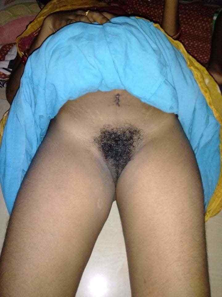 https://www.antarvasnaphotos2.com/wp-content/uploads/2021/07/poonam-bhabhi-amateur-hairy-chut.jpg