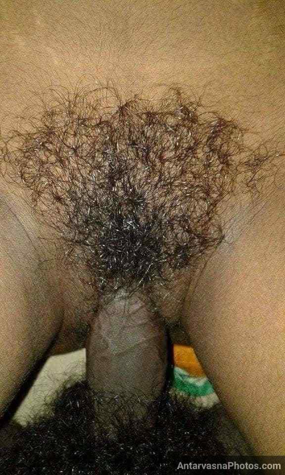 https://www.antarvasnaphotos2.com/wp-content/uploads/2021/07/village-hairy-chut-me-lund-diya.jpg