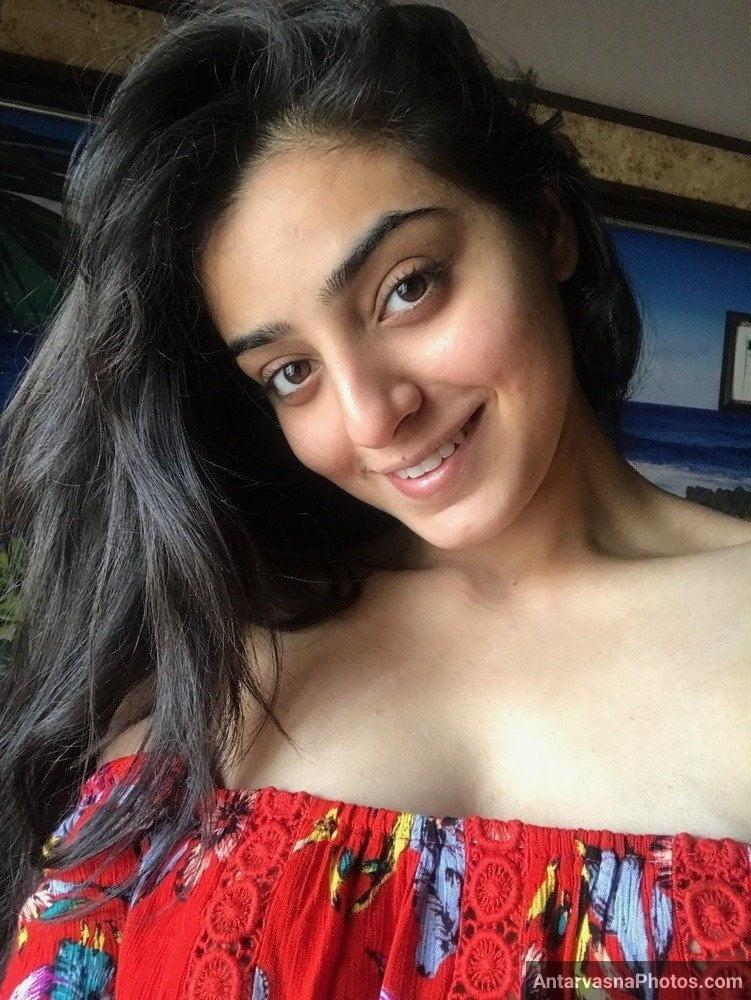 https://www.antarvasnaphotos2.com/wp-content/uploads/2021/08/sexy-indian-amateur-girls-sexy-pics-46.jpg