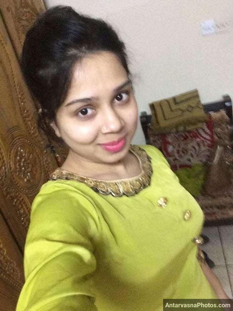 https://www.antarvasnaphotos2.com/wp-content/uploads/2021/08/sexy-marathi-big-boobs-bhabhi-girlfriend-selfies-44.jpg