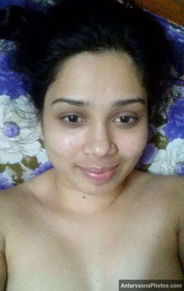 https://www.antarvasnaphotos2.com/wp-content/uploads/2021/08/sexy-marathi-big-boobs-bhabhi-girlfriend-selfies-55.jpg