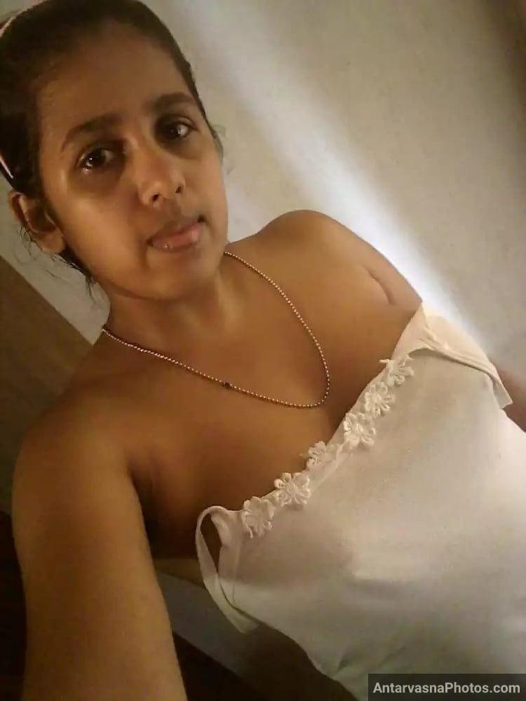 https://www.antarvasnaphotos2.com/wp-content/uploads/2021/09/hot-mallu-bhabhi-nude-xxx-photo.jpg