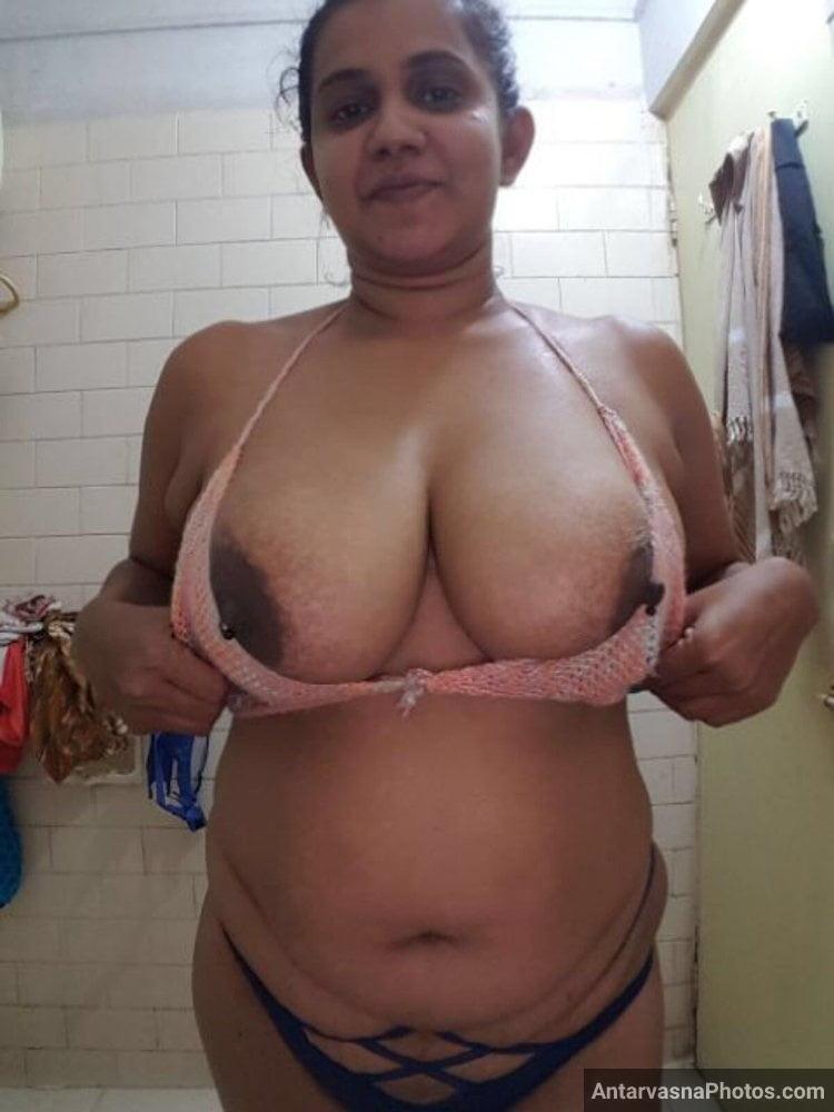 https://www.antarvasnaphotos2.com/wp-content/uploads/2021/10/big-indian-boobs-bhabhi-hot-nudes-17.jpg