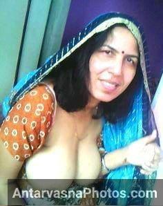 https://www.antarvasnaphotos2.com/wp-content/uploads/2021/10/hot-rajasthani-chachi-sex-photos-52.jpg