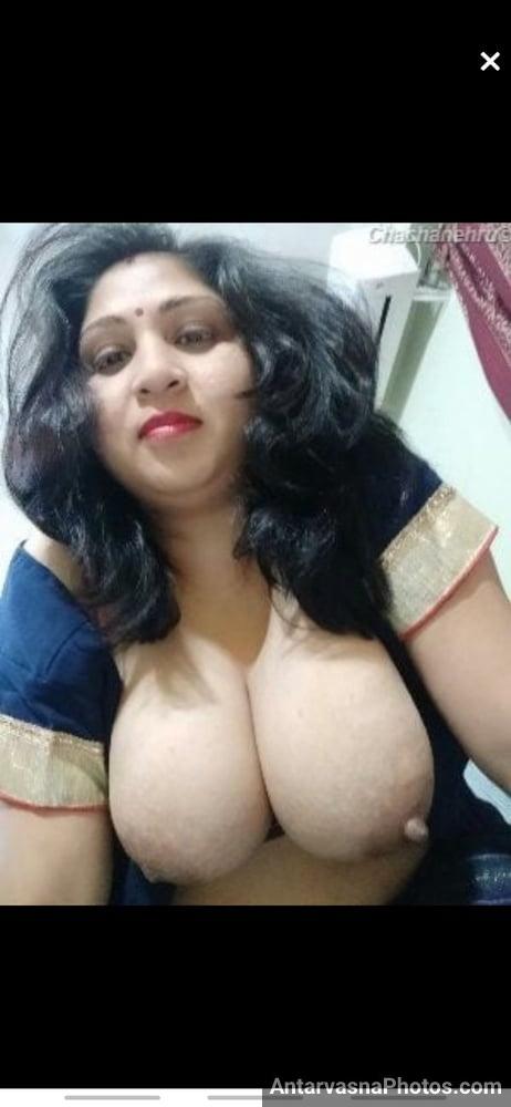 https://www.antarvasnaphotos2.com/wp-content/uploads/2021/10/indian-big-boobs-teacher-hot-porn-pics-11.jpg