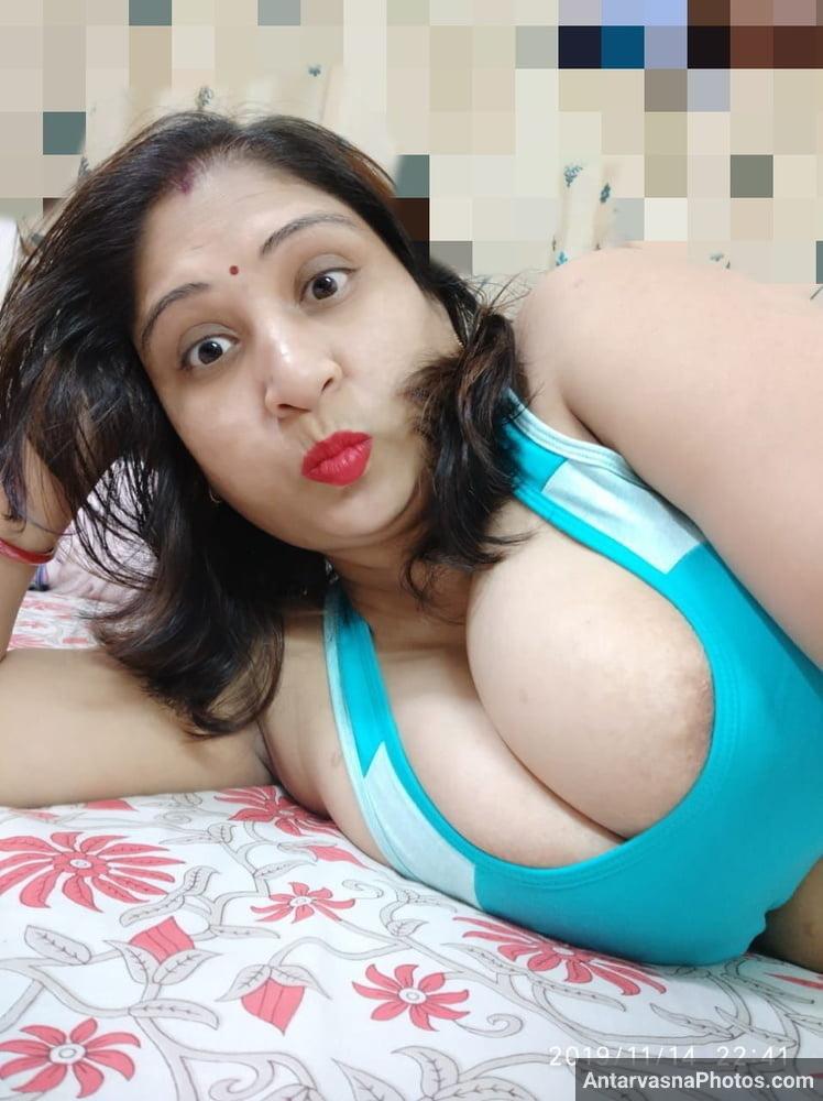 https://www.antarvasnaphotos2.com/wp-content/uploads/2021/11/desi-hot-bhabhi-chut-chudai-anal-sex-xxx-photos-23.jpg