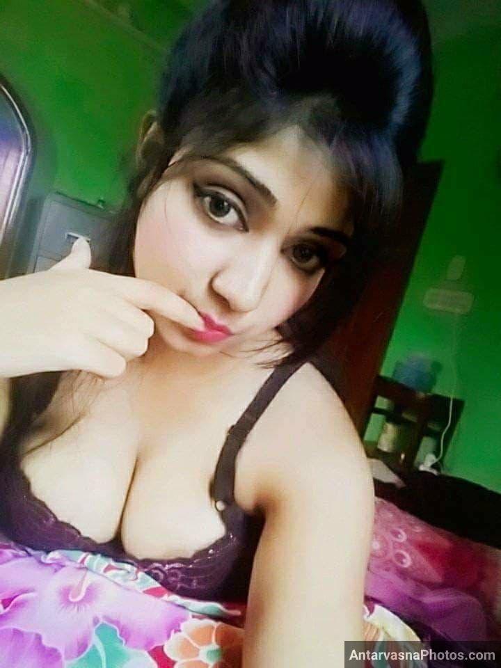 https://www.antarvasnaphotos2.com/wp-content/uploads/2021/11/sexy-boobs-gujarati-girl-pics-10.jpg