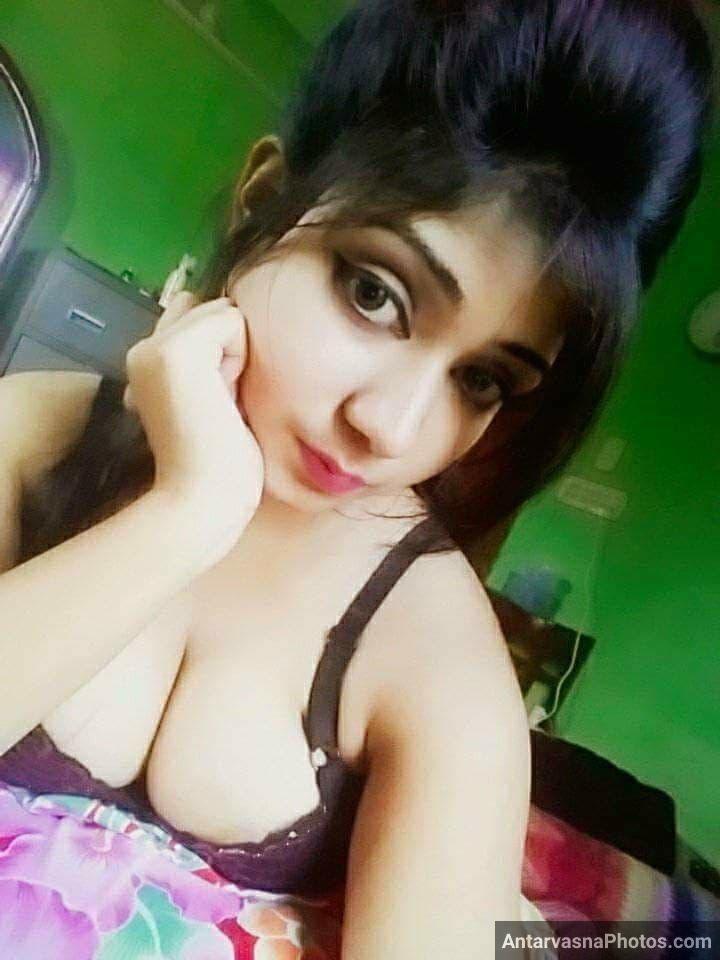 https://www.antarvasnaphotos2.com/wp-content/uploads/2021/11/sexy-boobs-gujarati-girl-pics-20.jpg