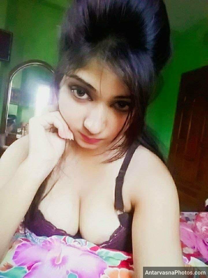 https://www.antarvasnaphotos2.com/wp-content/uploads/2021/11/sexy-boobs-gujarati-girl-pics-26.jpg