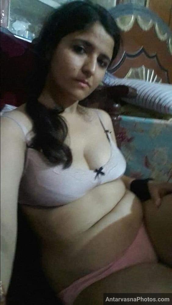 https://www.antarvasnaphotos2.com/wp-content/uploads/2021/11/sexy-punjabi-bhabhi-bra-panties-pics-15.jpg