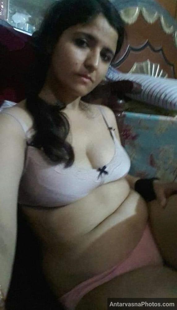 https://www.antarvasnaphotos2.com/wp-content/uploads/2021/11/sexy-punjabi-bhabhi-bra-panties-pics-17.jpg