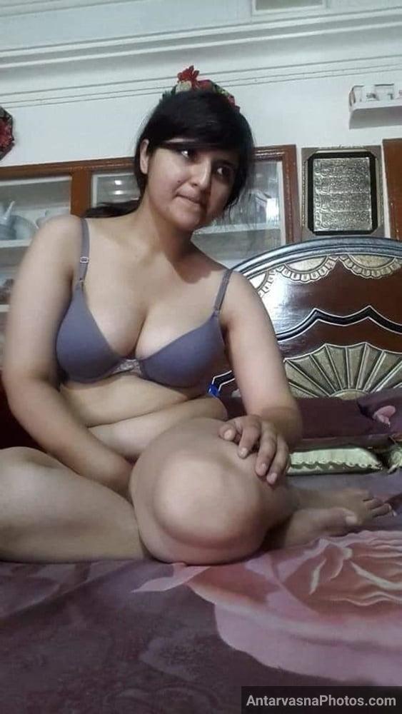 https://www.antarvasnaphotos2.com/wp-content/uploads/2021/11/sexy-punjabi-bhabhi-bra-panties-pics-37.jpg