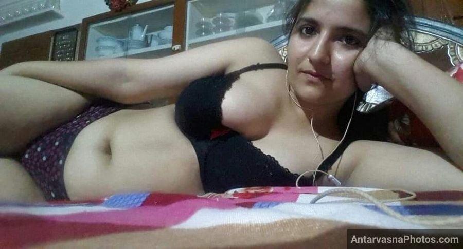 https://www.antarvasnaphotos2.com/wp-content/uploads/2021/11/sexy-punjabi-bhabhi-bra-panties-pics-6.jpg