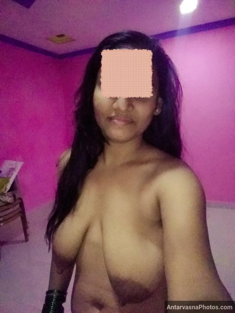 https://www.antarvasnaphotos2.com/wp-content/uploads/2021/12/sexy-village-bhabhi-chut-chuchi-hot-pics-1.jpg