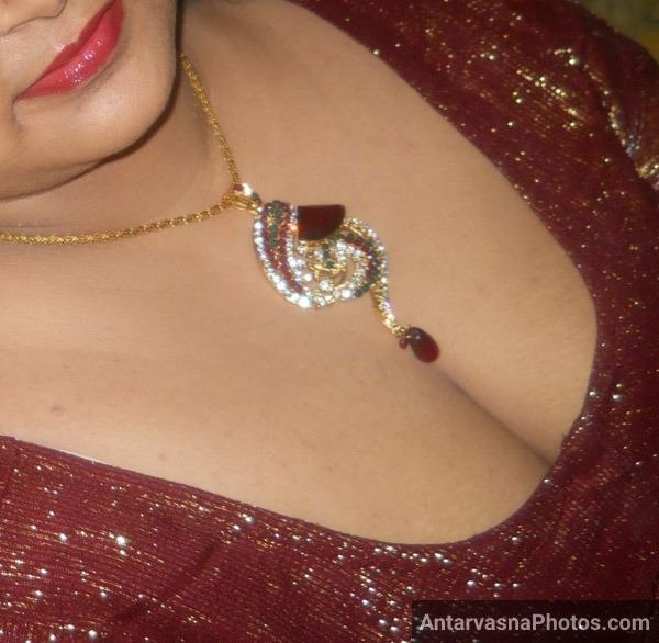 https://www.antarvasnaphotos2.com/wp-content/uploads/2022/02/moti-bihari-aunty-sexy-lund-chus-image-3.jpg