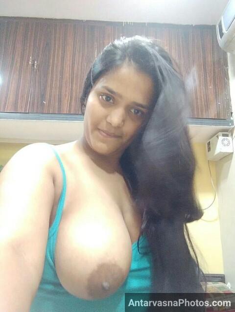 https://www.antarvasnaphotos2.com/wp-content/uploads/2022/03/indian-bbw-showing-her-desi-tits.jpg