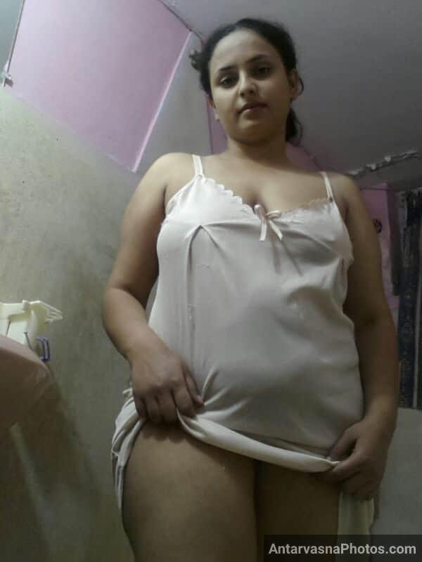 https://www.antarvasnaphotos2.com/wp-content/uploads/2022/03/sexy-indian-bhabhi-hot-chut-big-boobs-gallery-21.jpg